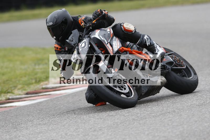 Archiv-2025/06 18.04.2025 Speer Racing ADR/Gruppe gelb/90